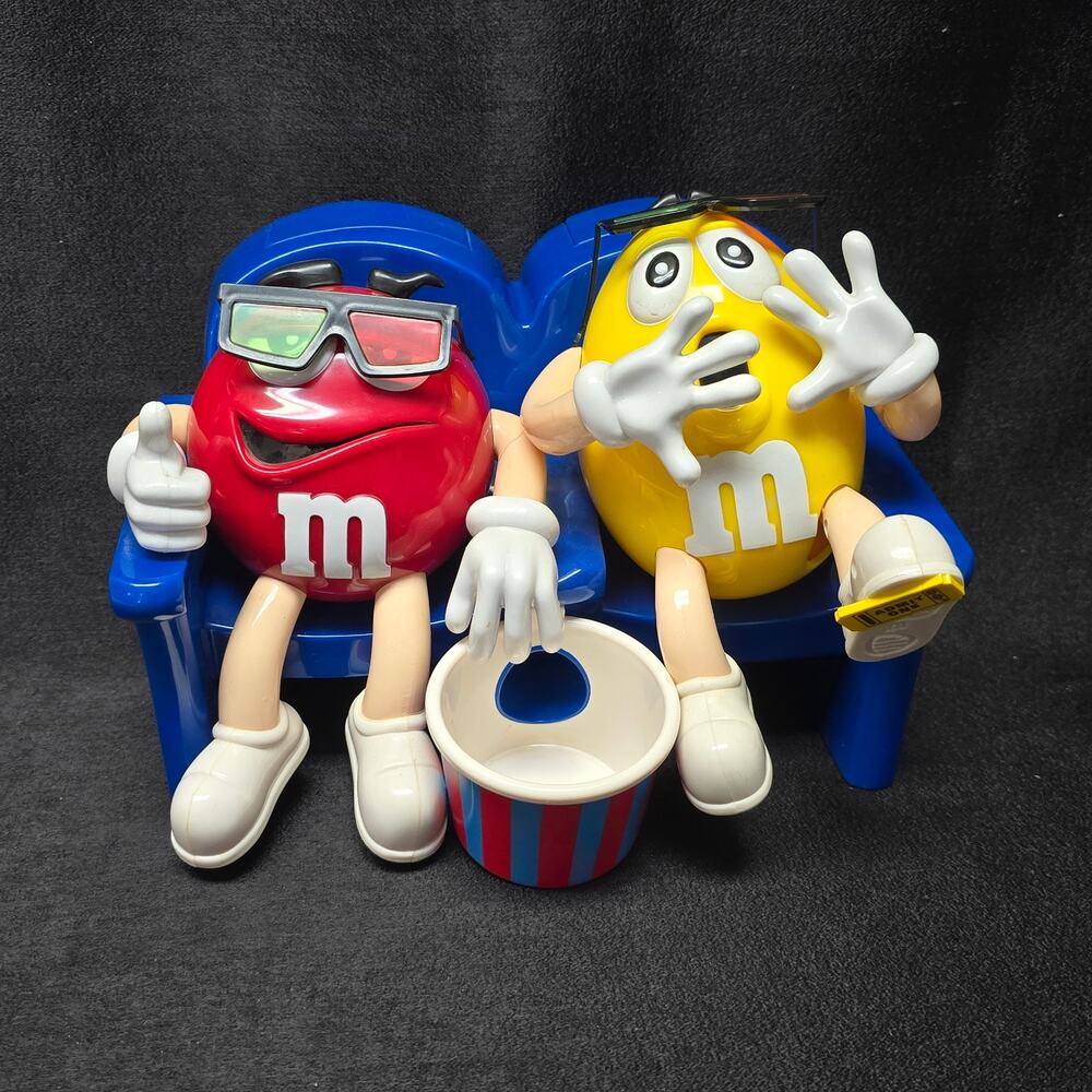 M&M's At the Movies in 3D Candy Dispenser Mars Retro Collectible Home Decor